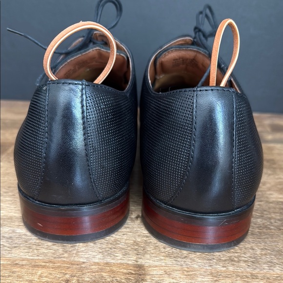 Florsheim Elegant Black Leather Men's Dress Shoes Size 12 - Picture 4 of 5